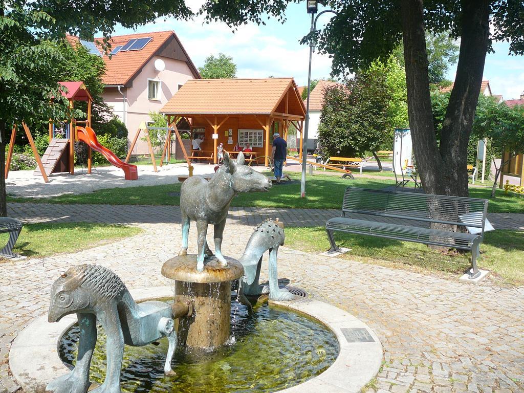 Penzion U Stoly Usilne Экстерьер фото